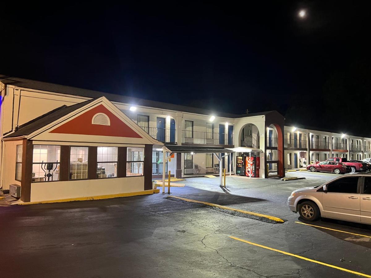 Scottish Inn Огъста Екстериор снимка