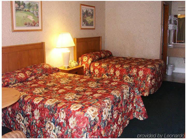 Scottish Inn Огъста Стая снимка